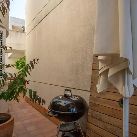 Comfortable House In With Shared Pool Casa de Férias Sitges