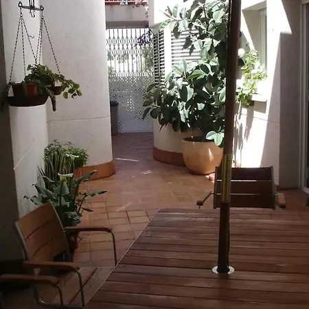 Comfortable House In With Shared Pool Casa de Férias Sitges
