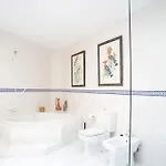 Дом отдыха Comfortable House In With Shared Pool Сиджес