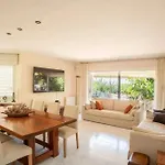 Comfortable House In With Shared Pool * Сиджес